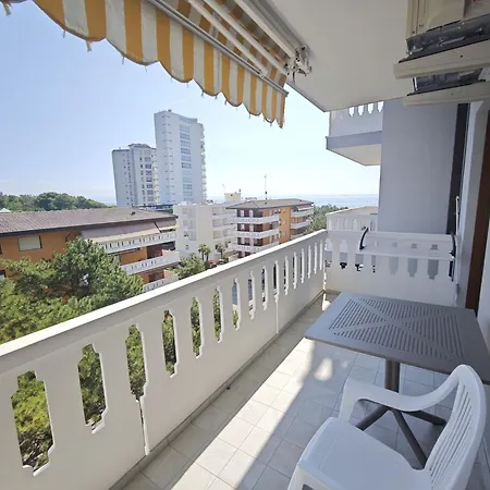 Stylish And Equipped Flat In Lignano With Sea View Διαμέρισμα Λινιάνο Σαμπιαντόρο