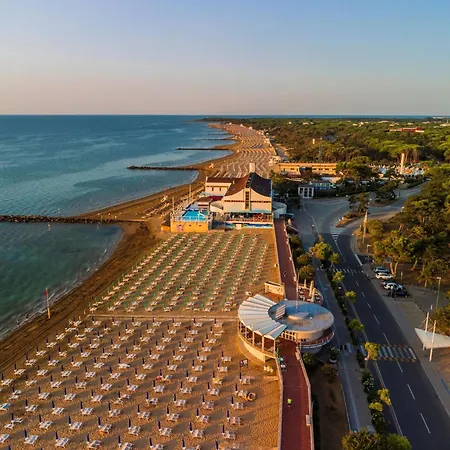 Stylish And Equipped Flat In Lignano With Sea View Διαμέρισμα *